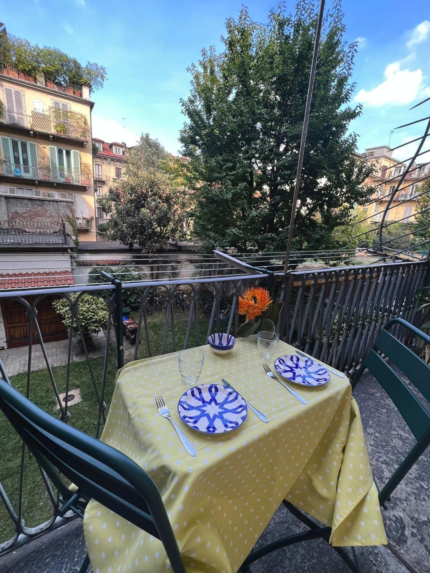 Appartamento Su Cortile Magico トリノ エクステリア 写真